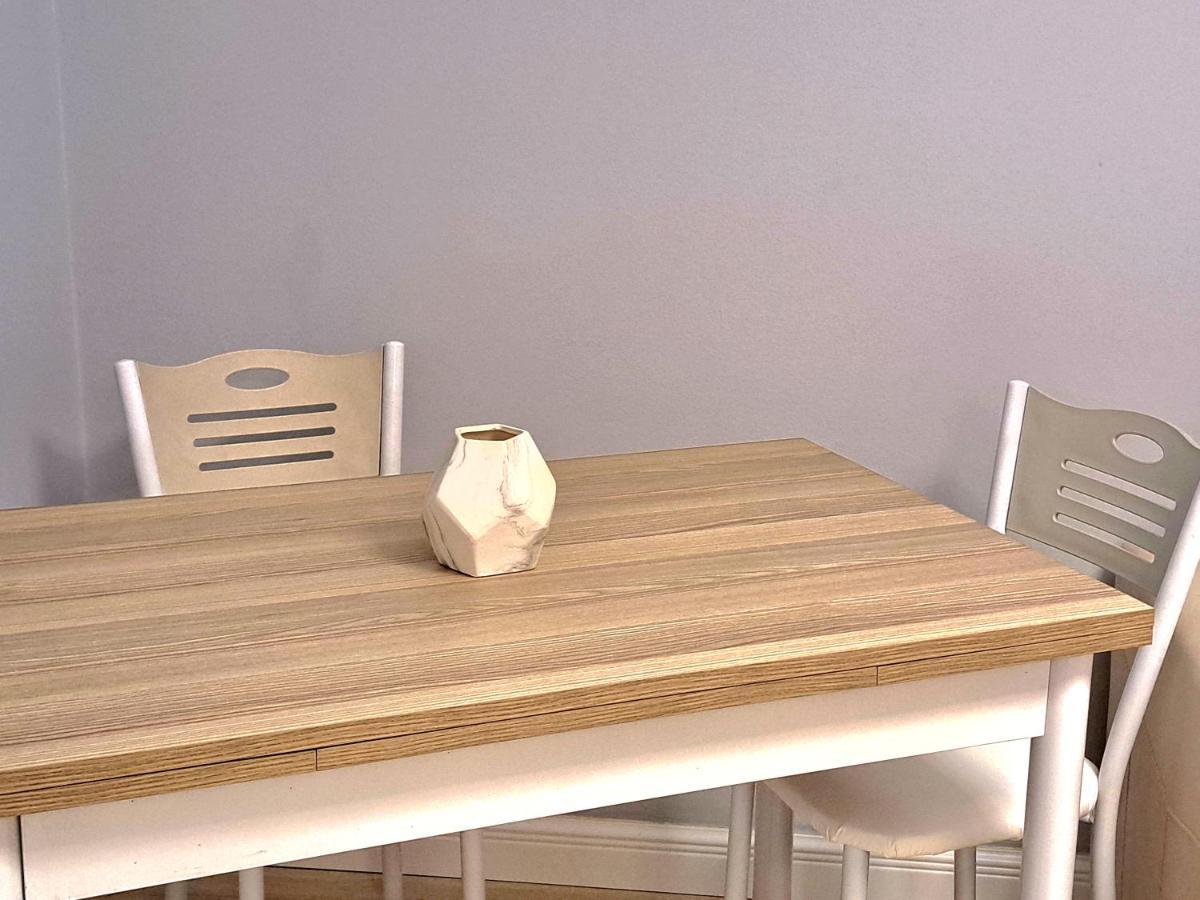 Away From Apartament Tirana